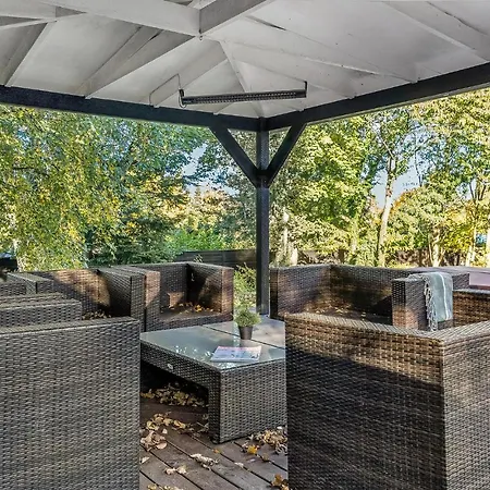 Nice In With Jacuzzi, Wifi And 3 Bedrooms Σπίτι διακοπών *